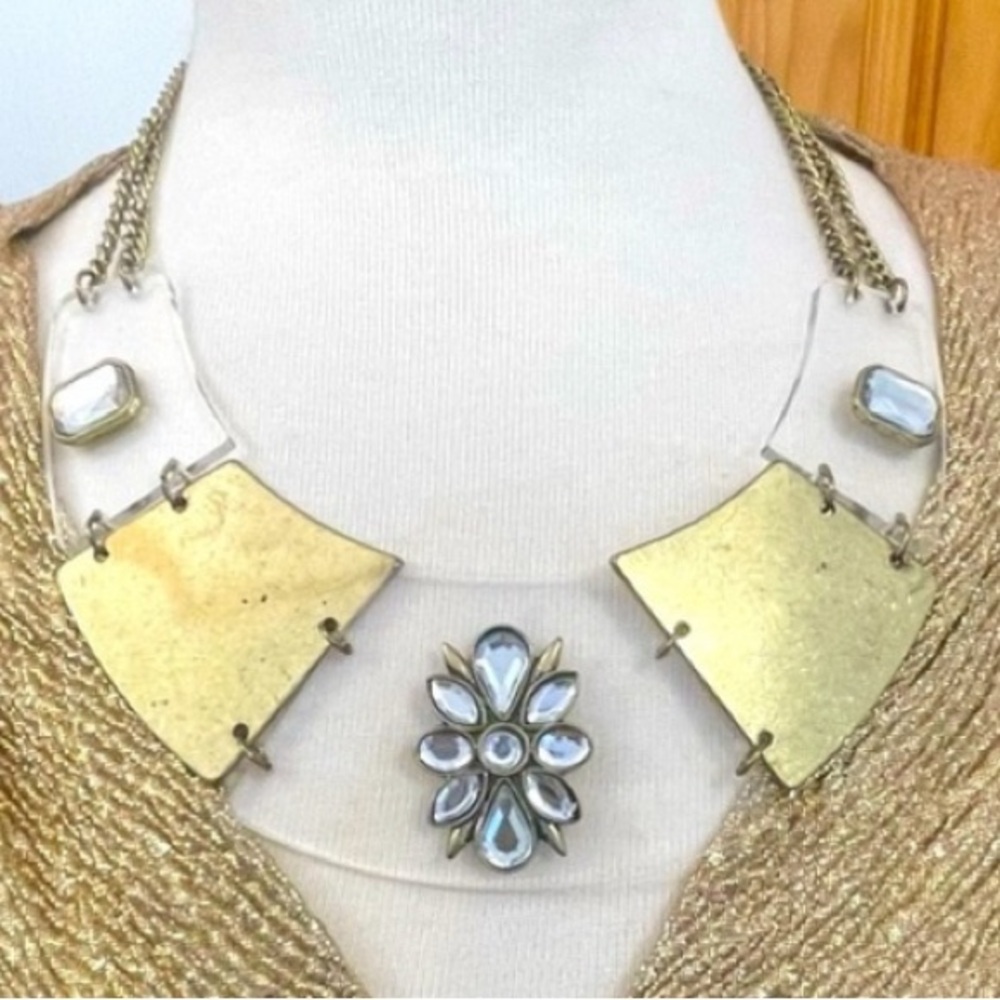 Fabulous Holiday necklace! Vintage look! Gold and sheer! Lucite!